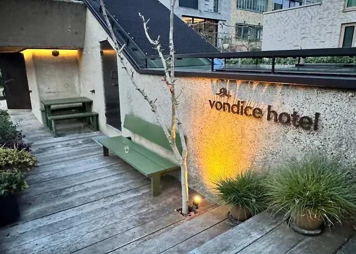 vondice hotel